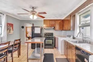 11-13 Horace St, Malden, MA 02148 - Photo 25