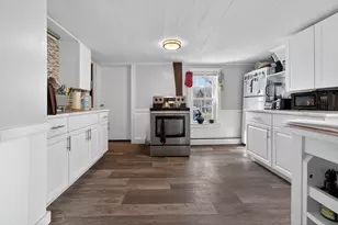 640 Plymouth St, Holbrook, MA 02343 - Photo 9