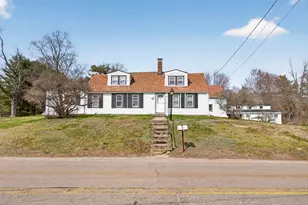 640 Plymouth St, Holbrook, MA 02343 - Photo 3