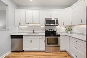 57 Augustus Ct, Reading, MA 01867 - Photo 9
