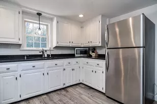52 Wesley Rd, Framingham, MA 01701 - Photo 9