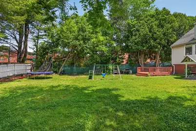 26 Beulah St, Framingham, MA 01701 - Photo 5