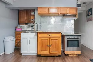 26 Beulah St, Framingham, MA 01701 - Photo 25