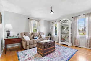 16 Alan Rd, Hudson, MA 01749 - Photo 7