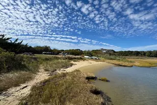 22 Old Harbor Ln, Oak Bluffs, MA 02557 - Photo 21