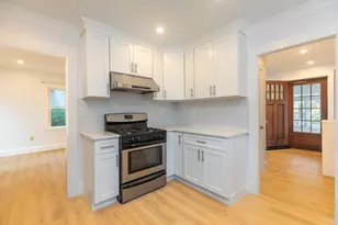 10 Parker Ave, Newton, MA 02459 - Photo 17