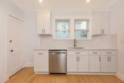 10 Parker Ave, Newton, MA 02459 - Photo 19