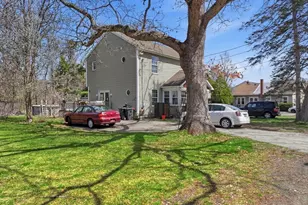 19 Marion Ave, Millbury, MA 01527 - Photo 9