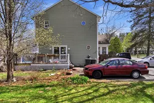19 Marion Ave, Millbury, MA 01527 - Photo 11
