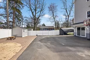 50 Great Elm Rd, Billerica, MA 01821 - Photo 21
