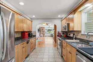 189 Holden St, Holden, MA 01520 - Photo 9