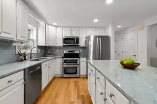 189 1/2 Seekonk St, Norfolk, MA 02056 - Photo 9