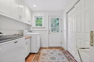 8 Buttercup Ln, Dover, MA 02030 - Photo 9