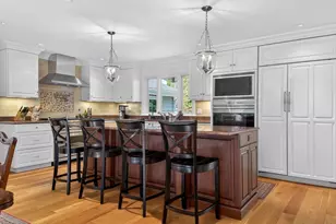 8 Buttercup Ln, Dover, MA 02030 - Photo 5