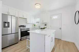 132 Sumner St, North Attleboro, MA 02760 - Photo 7