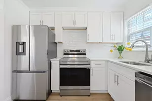 132 Sumner St, North Attleboro, MA 02760 - Photo 3