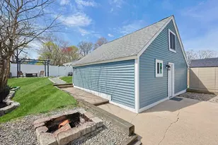 132 Sumner St, North Attleboro, MA 02760 - Photo 33