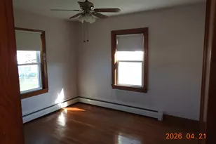 14 McCallion St, Swansea, MA 02777 - Photo 11