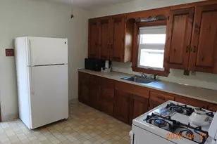 14 McCallion St, Swansea, MA 02777 - Photo 7