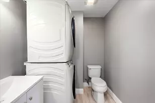 100 Rogers St, Lowell, MA 01852 - Photo 25