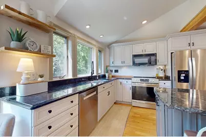 22 Old Cambridge Turnpike, Lincoln, MA 01773 - Photo 13