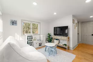 22 Old Cambridge Turnpike, Lincoln, MA 01773 - Photo 31