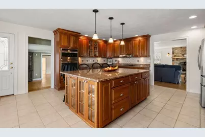 63 Uxbridge Rd, Sutton, MA 01590 - Photo 9