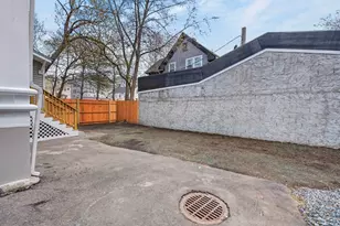 10 Hammatt St, Ipswich, MA 01938 - Photo 27