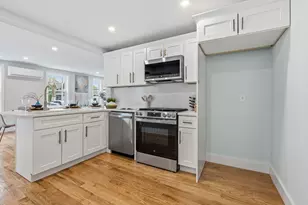 8 Hammatt St, Ipswich, MA 01938 - Photo 5