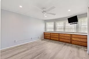 46 Louie Ln, Raynham, MA 02767 - Photo 23