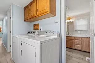 46 Louie Ln, Raynham, MA 02767 - Photo 21