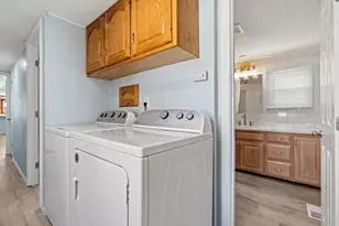 46 Louie Ln, Raynham, MA 02767 - Photo 21