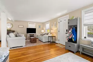 14 Lake Dr, Hamilton, MA 01982 - Photo 3