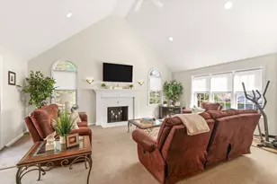 20 Cornerstone Dr, Easton, MA 02356 - Photo 17