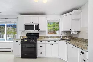 1 Marie Cir, Burlington, MA 01803 - Photo 5