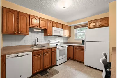 180 Main St #5109, Bridgewater, MA 02324 - Photo 9
