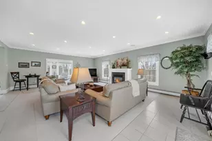 215 Lexington Rd, Dracut, MA 01826 - Photo 15