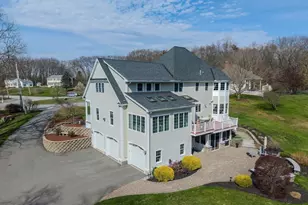215 Lexington Rd, Dracut, MA 01826 - Photo 39