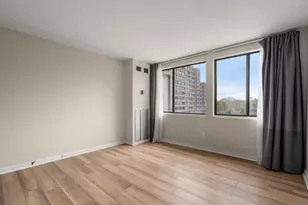 250 Hammond Pond Pkwy, Newton, MA 02467 - Photo 17