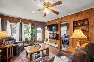 104 W Pond Rd, Plymouth, MA 02360 - Photo 15