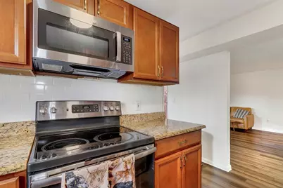 25 Rockland St #4, Boston, MA 02132 - Photo 9
