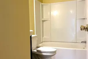 327 Plantation St, Worcester, MA 01604 - Photo 21