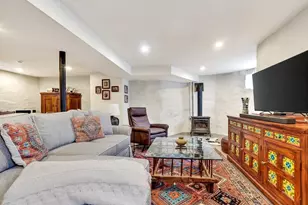 84 Hastings St, Boston, MA 02132 - Photo 33