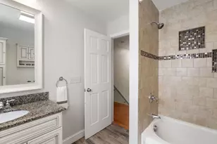 8 Alfred Pl, Woburn, MA 01801 - Photo 17