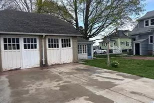 1159 Riverside Ave, Somerset, MA 02726 - Photo 5