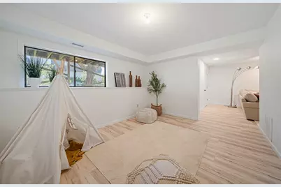 206 Lagrange Street #206, Newton, MA 02467 - Photo 33