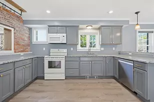 44 Clark St, Spencer, MA 01562 - Photo 11