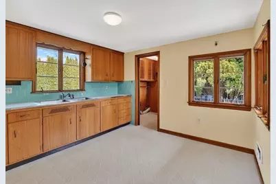 6 Desmond Dr, Nahant, MA 01908 - Photo 15
