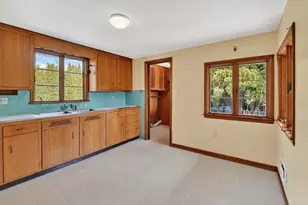 6 Desmond Dr, Nahant, MA 01908 - Photo 15