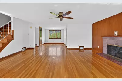 6 Desmond Dr, Nahant, MA 01908 - Photo 11